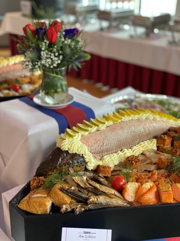 fischbuffet-1-1-600x800