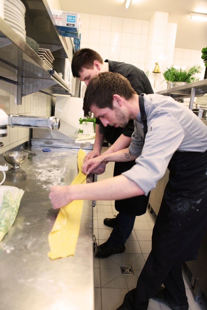 restaurant_impression_10-683x1024